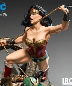 Buy π Wonder π© Woman Vs Darkseid Diorama 1/6 β DC Comics By Ivan Reis Iron Studios π― 21 Wonder Woman Vs Darkseid Diorama 1/6 β DC Comics By Ivan Reis Iron Studios