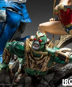 Buy π Wonder π© Woman Vs Darkseid Diorama 1/6 β DC Comics By Ivan Reis Iron Studios π― 26 Wonder Woman Vs Darkseid Diorama 1/6 β DC Comics By Ivan Reis Iron Studios