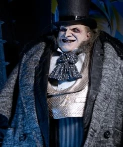 Batman Returns – 1/4 Scale Action Figure – Mayoral Penguin (Danny DeVito) By NECA