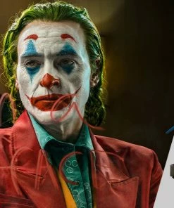 Arthur Fleck Life-Size Bust By Infinity Studio X Penguin Toys DC Series Life-Size Bust - Joker