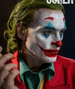 Arthur Fleck Life-Size Bust By Infinity Studio X Penguin Toys DC Series Life-Size Bust - Joker