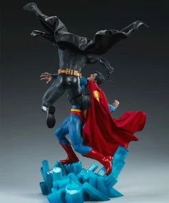 Batman Vs Superman Diorama By Sideshow Collectibles Collector Edition