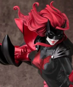 Batwoman (2nd Edition) Statue By Kotobukiya Bishoujo Series - 1:7 Scale Batman