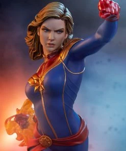Captain Marvel Statue By Sideshow Collectibles Avengers Assemble Avengers Earth's Heroes