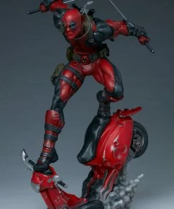 Deadpool Premium Format™ Figure By Sideshow Collectibles