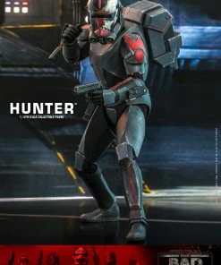 Hot Toys Hunter Sixth Scale Figure