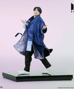 Jin Deluxe Statue By Sideshow Collectibles BTS Idol Collection