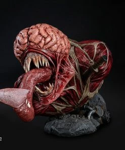 Licker Life-Size Bust By PureArts Resident Evil 2 LIFE SIZED STATUES PROPS