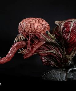 Licker Life-Size Bust By PureArts Resident Evil 2 LIFE SIZED STATUES PROPS