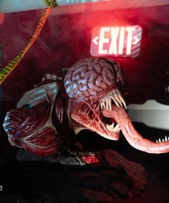 Licker Life-Size Bust By PureArts Resident Evil 2 LIFE SIZED STATUES PROPS