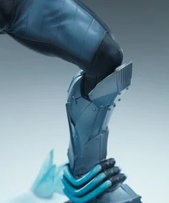 Mr. Freeze Premium Format™ Figure By Sideshow Collectibles Premium Collection