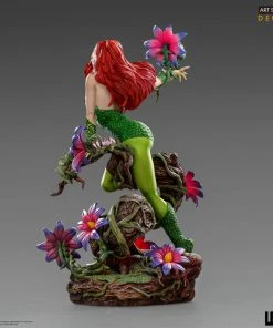 Poison Ivy 1:10 Scale Statue By Iron Studios Art Scale 1:10 By Ivan Reis