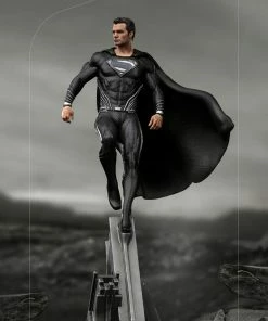 Superman Black Suit 1:10 Scale Statue By Iron Studios Art Scale 1:10 - DC Comics - Zack Snyder's Justice League